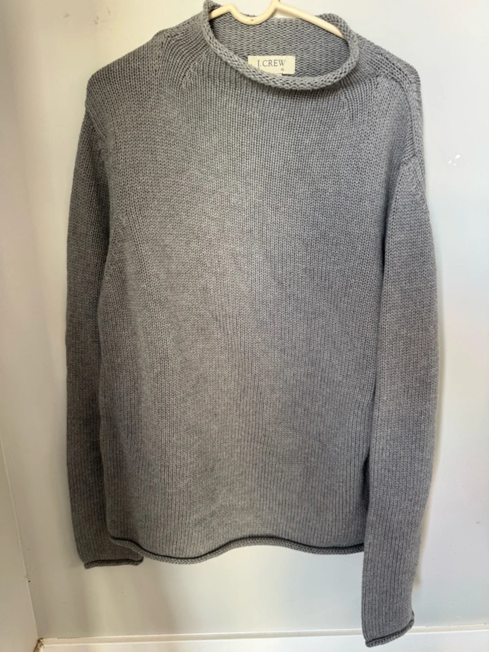 J. Crew Men’s Light Gray Crewneck Sweater - Picture 1 of 4